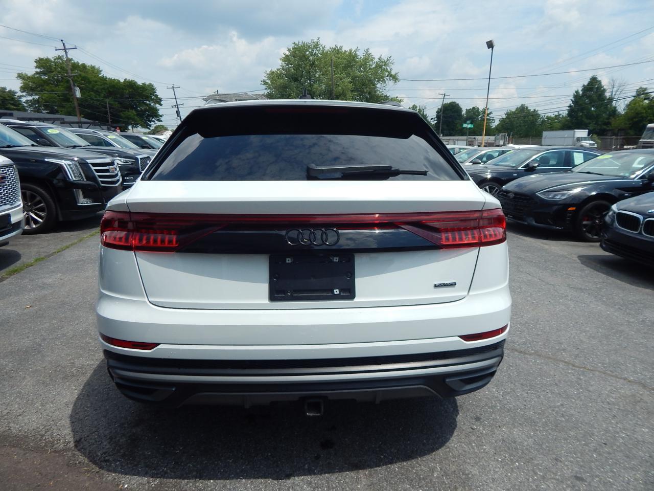 Audi Q8 Progressiv 55 TFSI quattro 2019