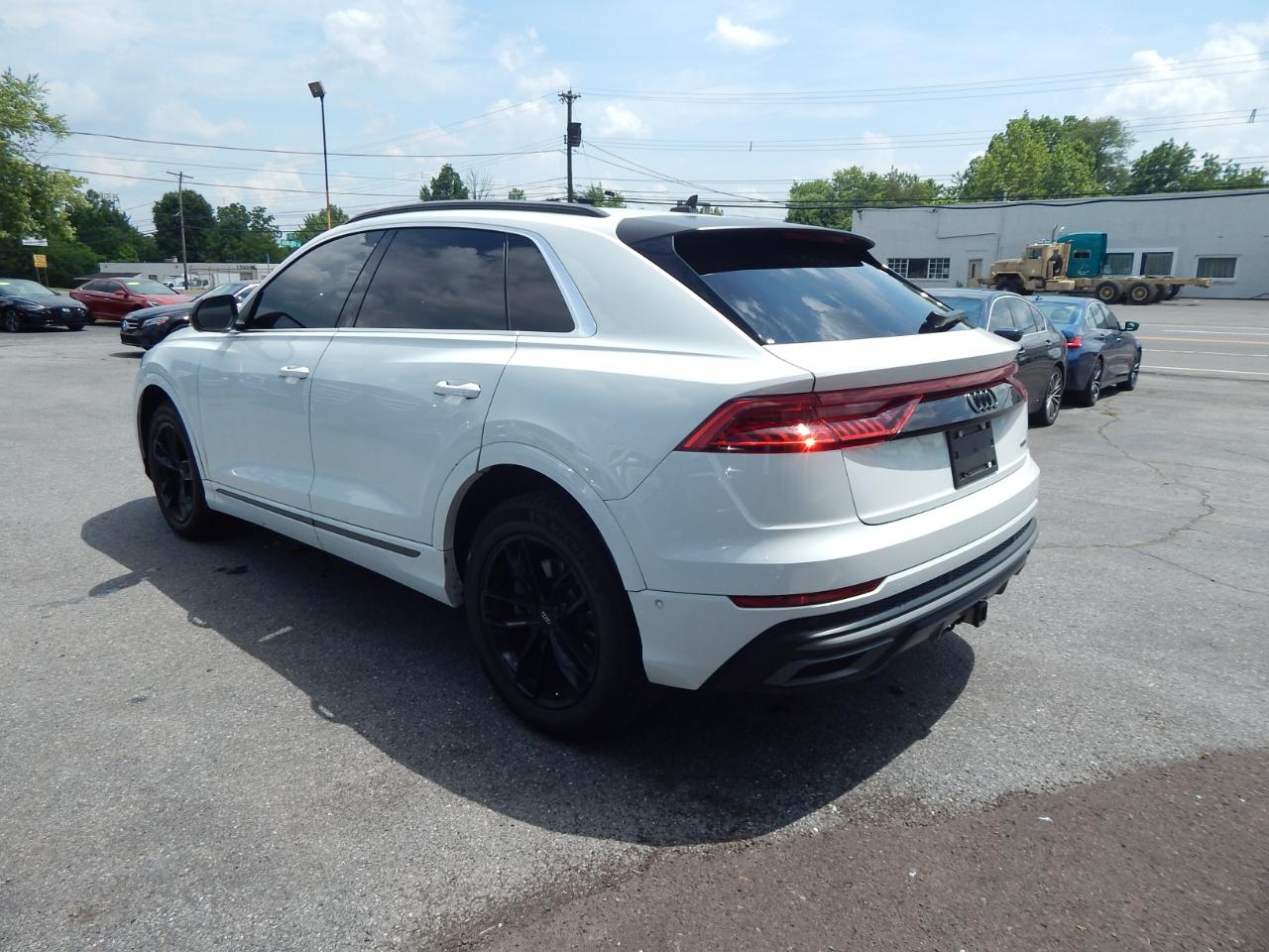 Audi Q8 Progressiv 55 TFSI quattro 2019