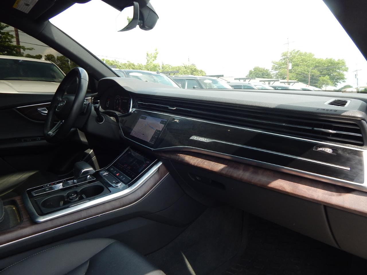 Audi Q8 Progressiv 55 TFSI quattro 2019