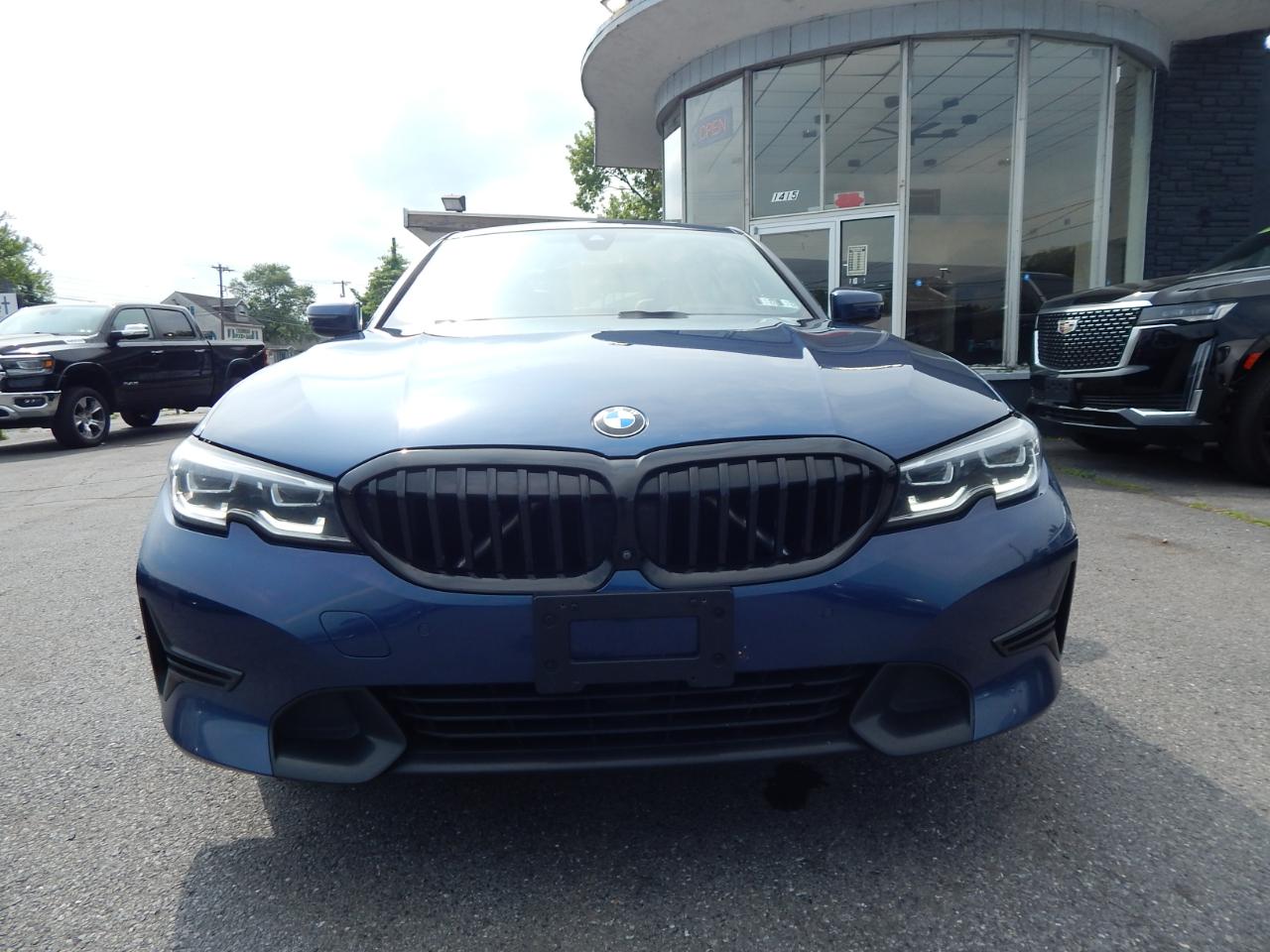 BMW 3 Series 330i xDrive Sedan 2021
