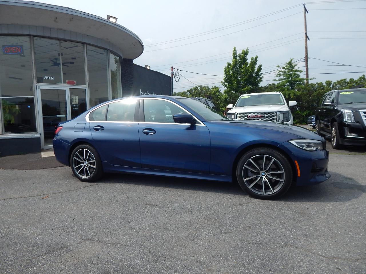 BMW 3 Series 330i xDrive Sedan 2021
