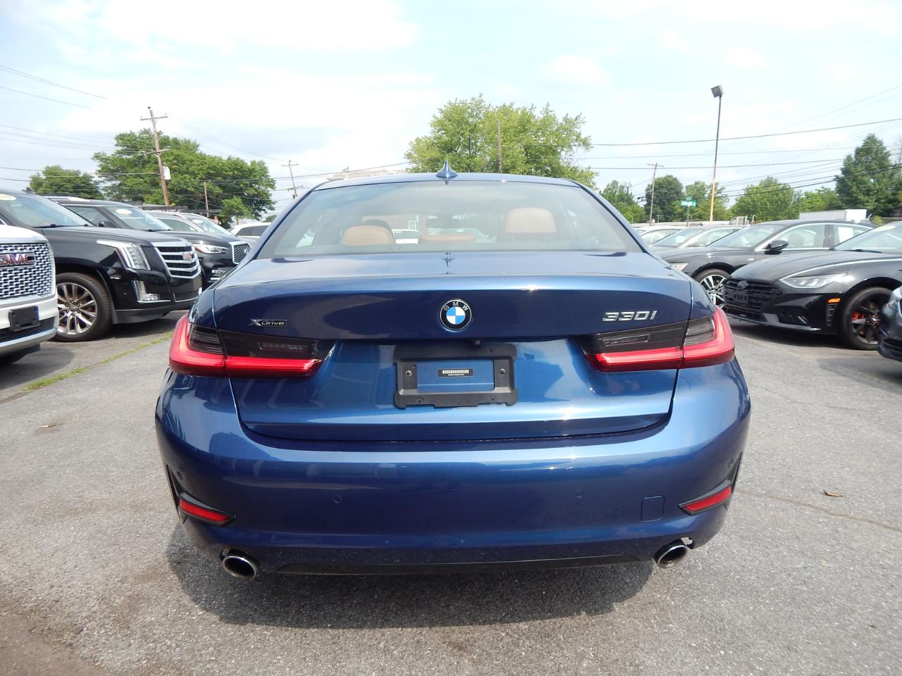 BMW 3 Series 330i xDrive Sedan 2021