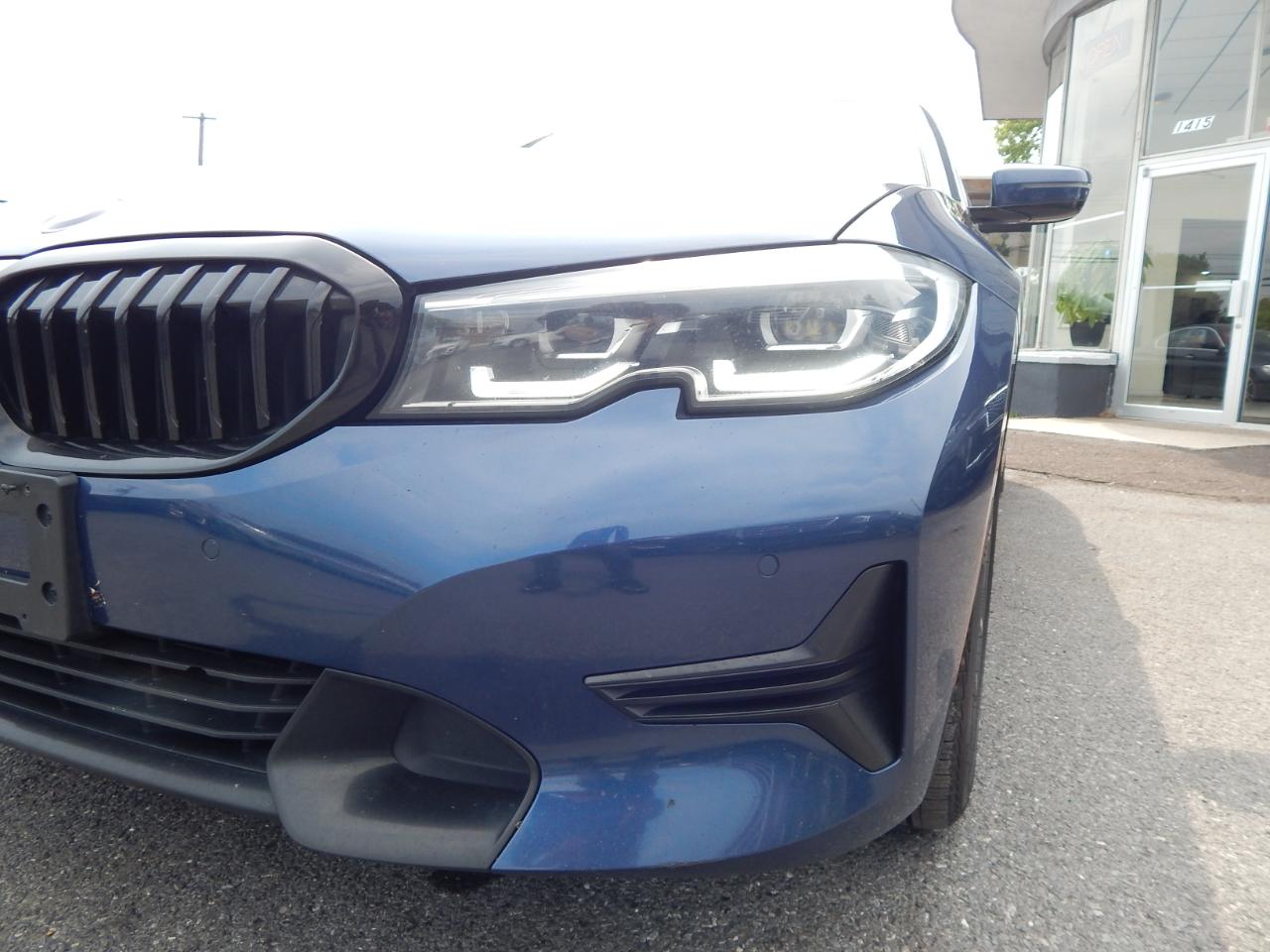 BMW 3 Series 330i xDrive Sedan 2021