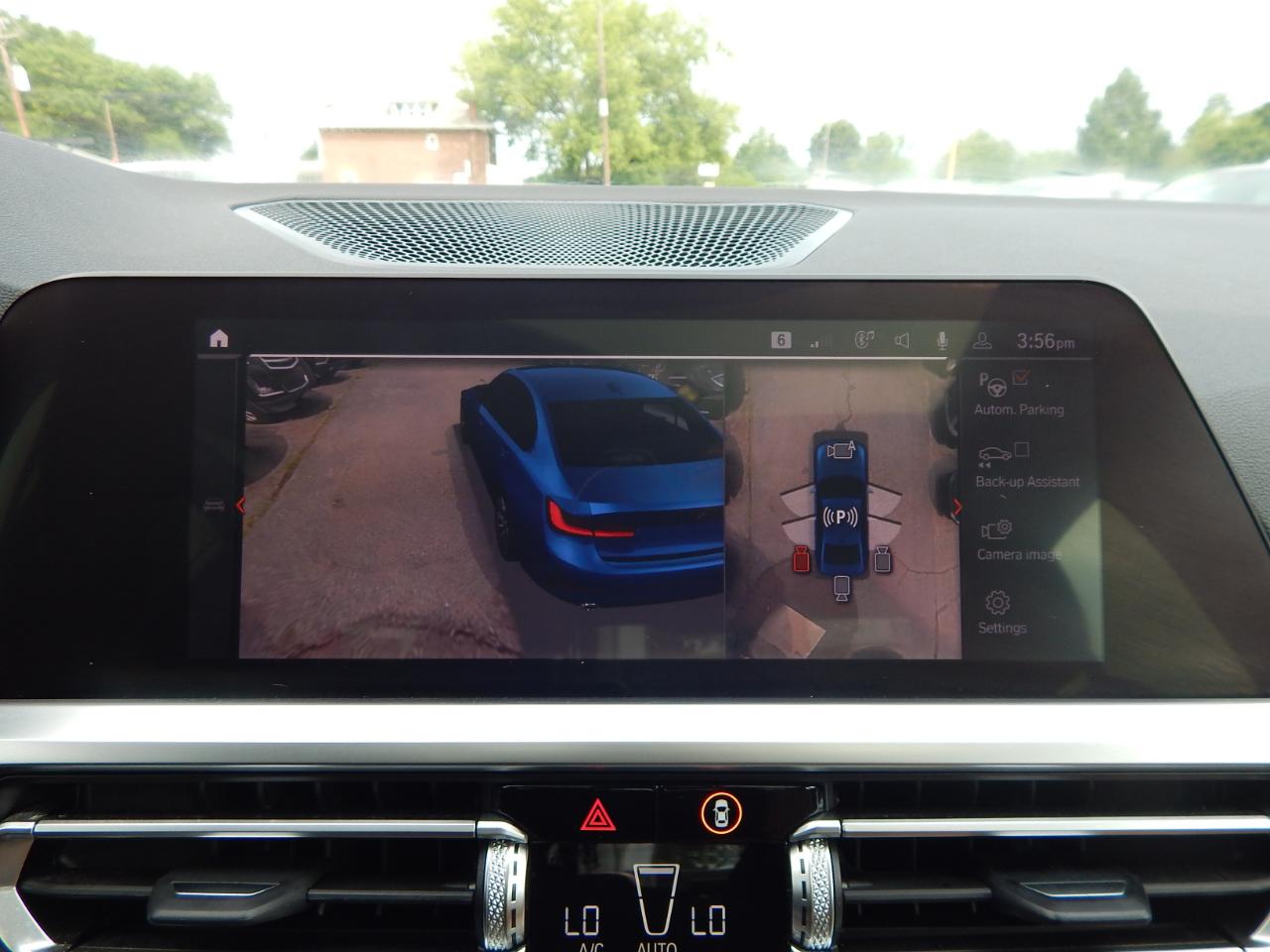 BMW 3 Series 330i xDrive Sedan 2021
