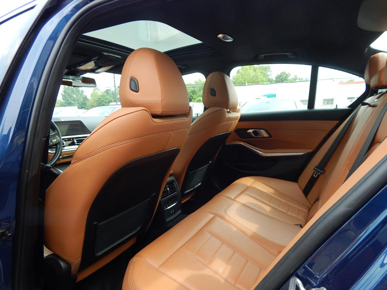 BMW 3 Series 330i xDrive Sedan 2021