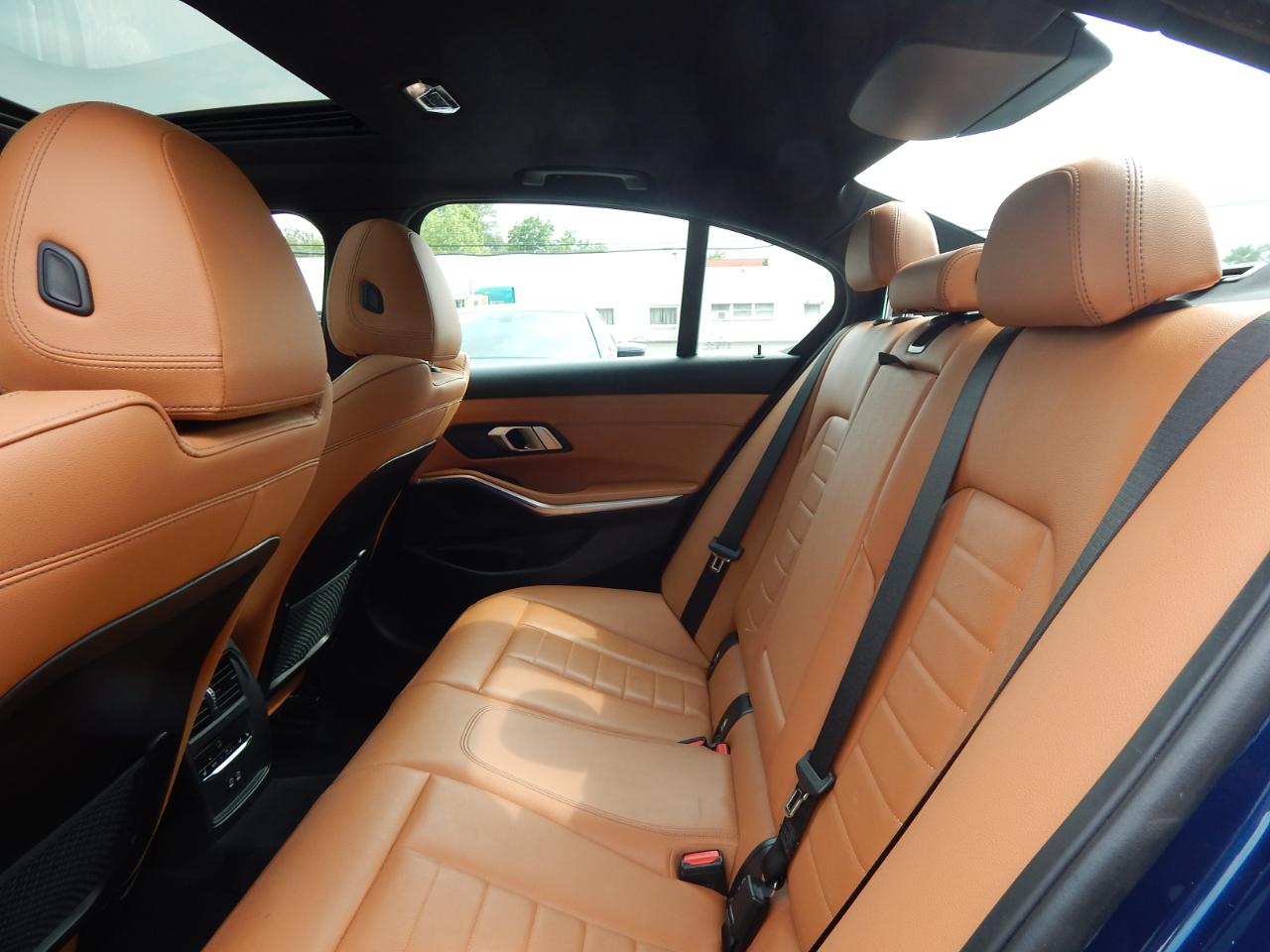 BMW 3 Series 330i xDrive Sedan 2021