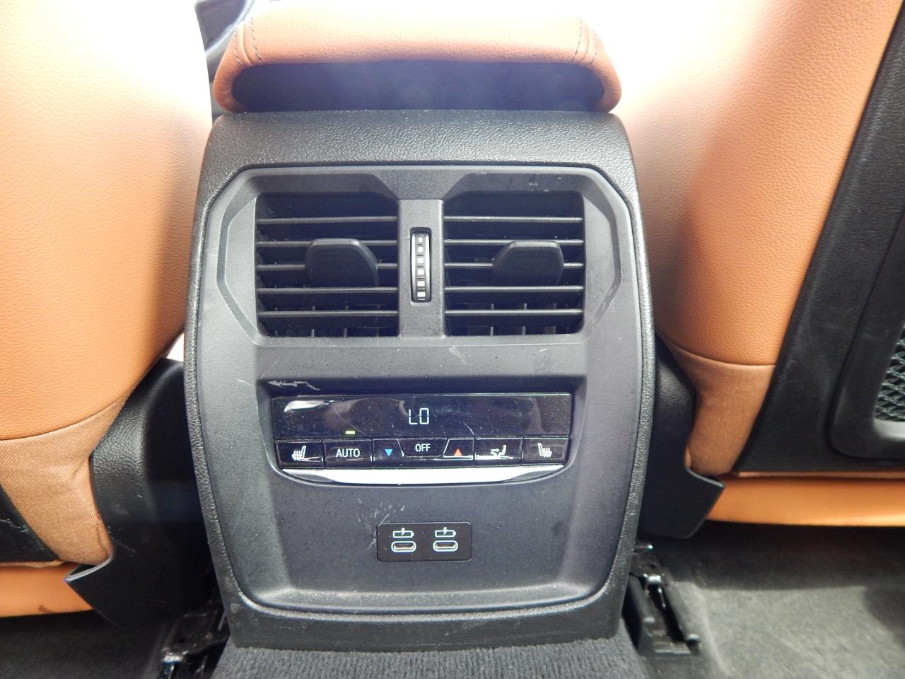BMW 3 Series 330i xDrive Sedan 2021