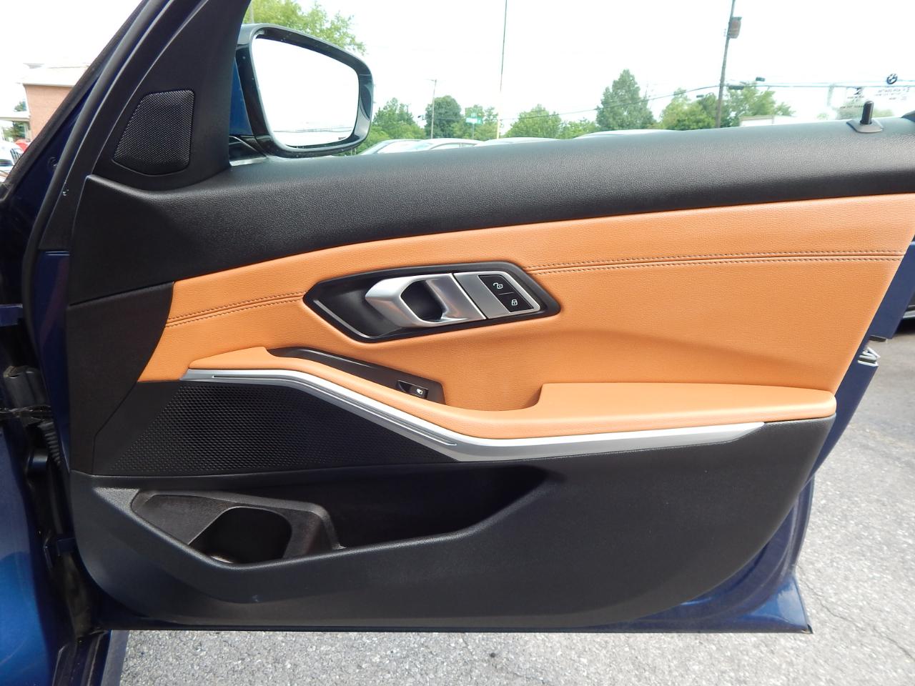 BMW 3 Series 330i xDrive Sedan 2021