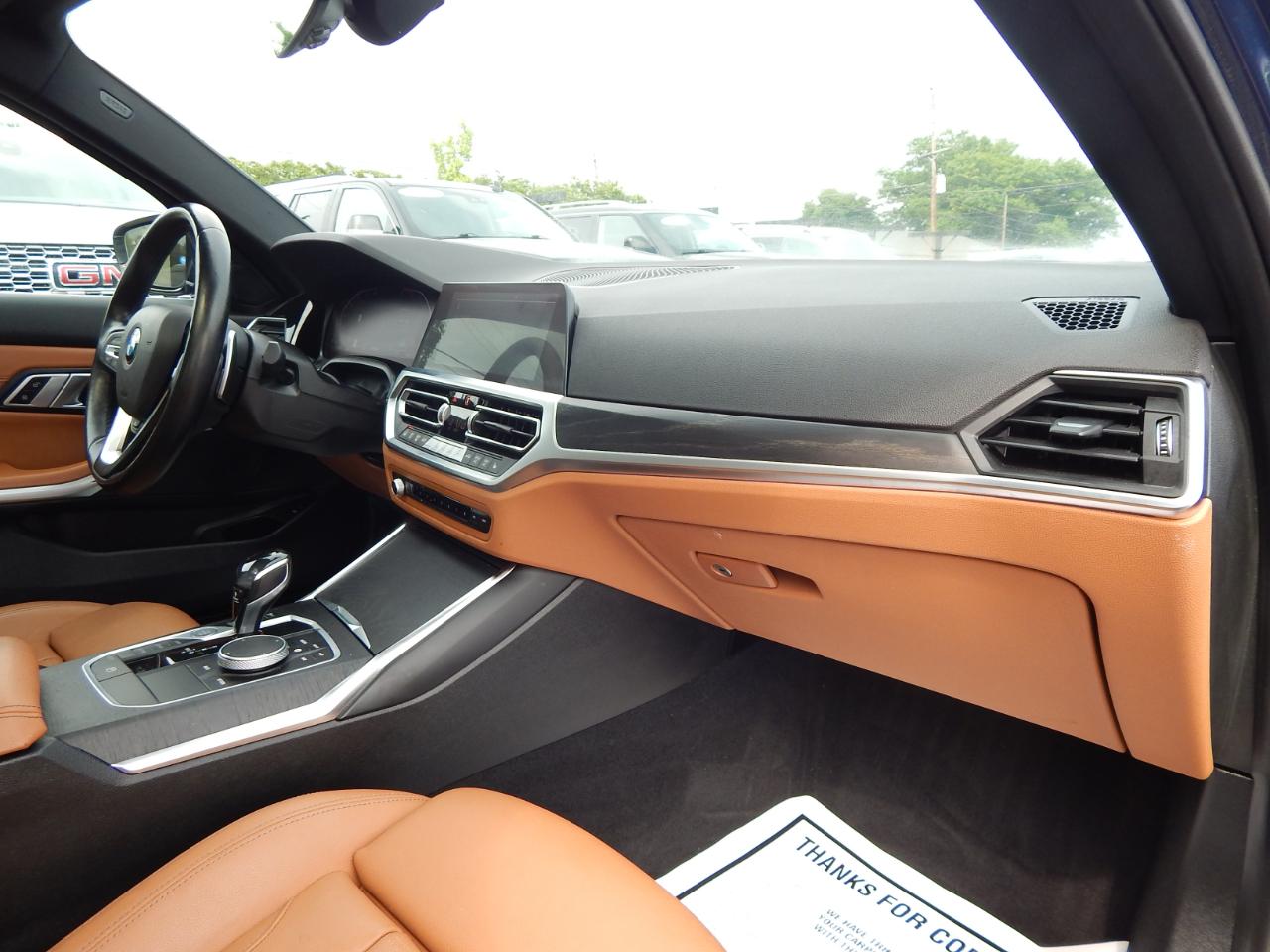 BMW 3 Series 330i xDrive Sedan 2021