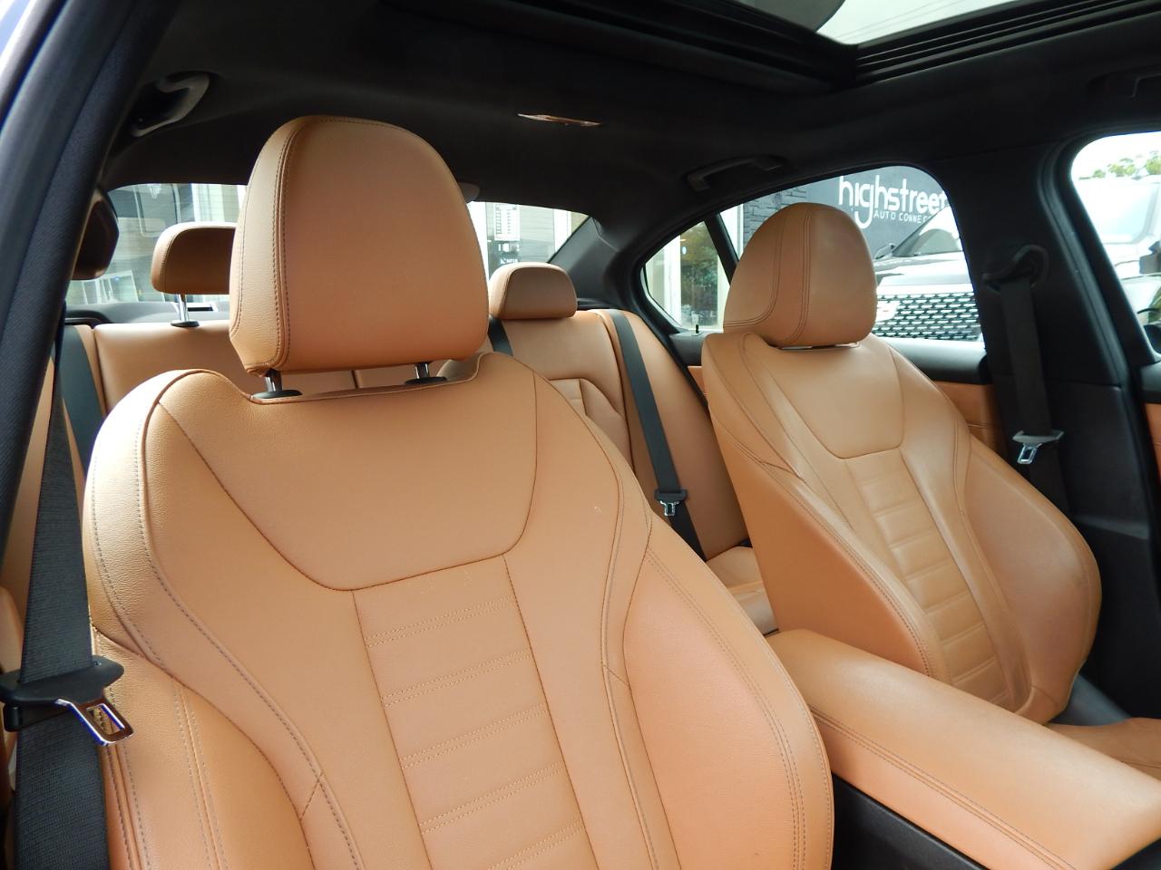 BMW 3 Series 330i xDrive Sedan 2021