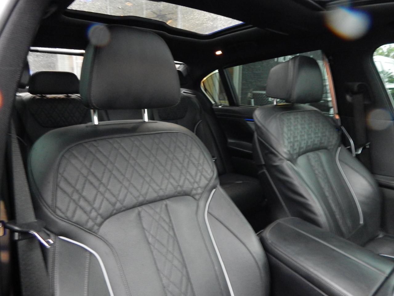 BMW 7 Series 750i xDrive Sedan 2020