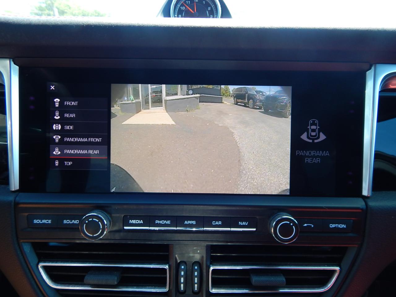 Porsche Macan AWD 2021