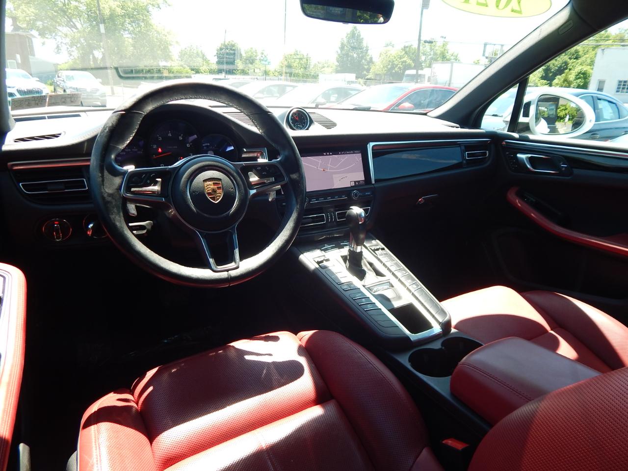 Porsche Macan AWD 2021