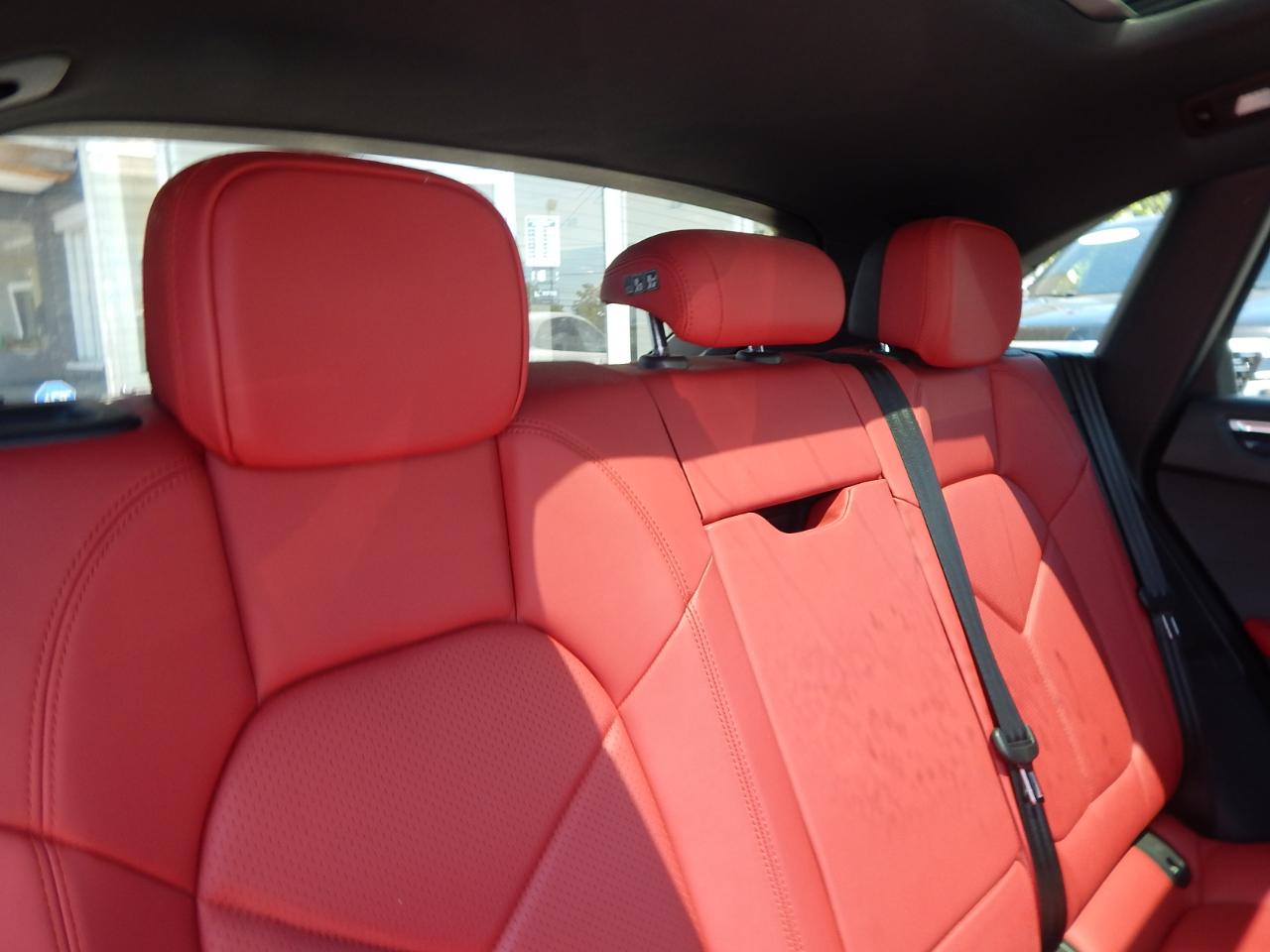 Porsche Macan AWD 2021