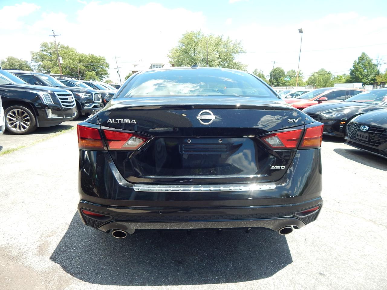 Nissan Altima SV 4D Sedan 2.5 2023