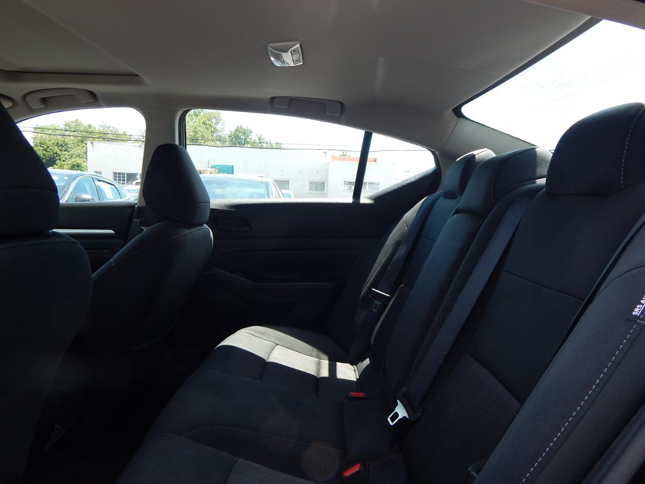 Nissan Altima SV 4D Sedan 2.5 2023