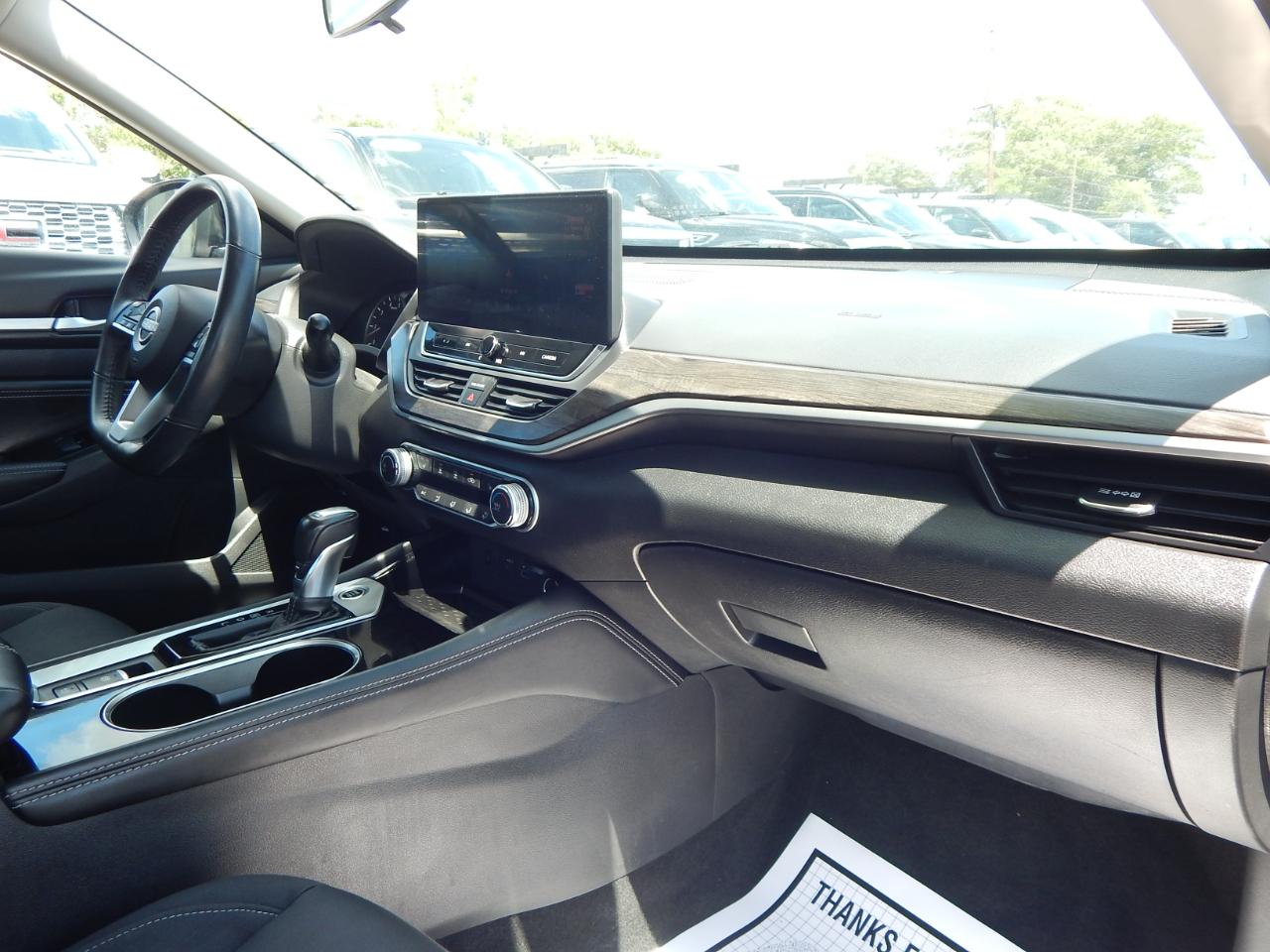 Nissan Altima SV 4D Sedan 2.5 2023