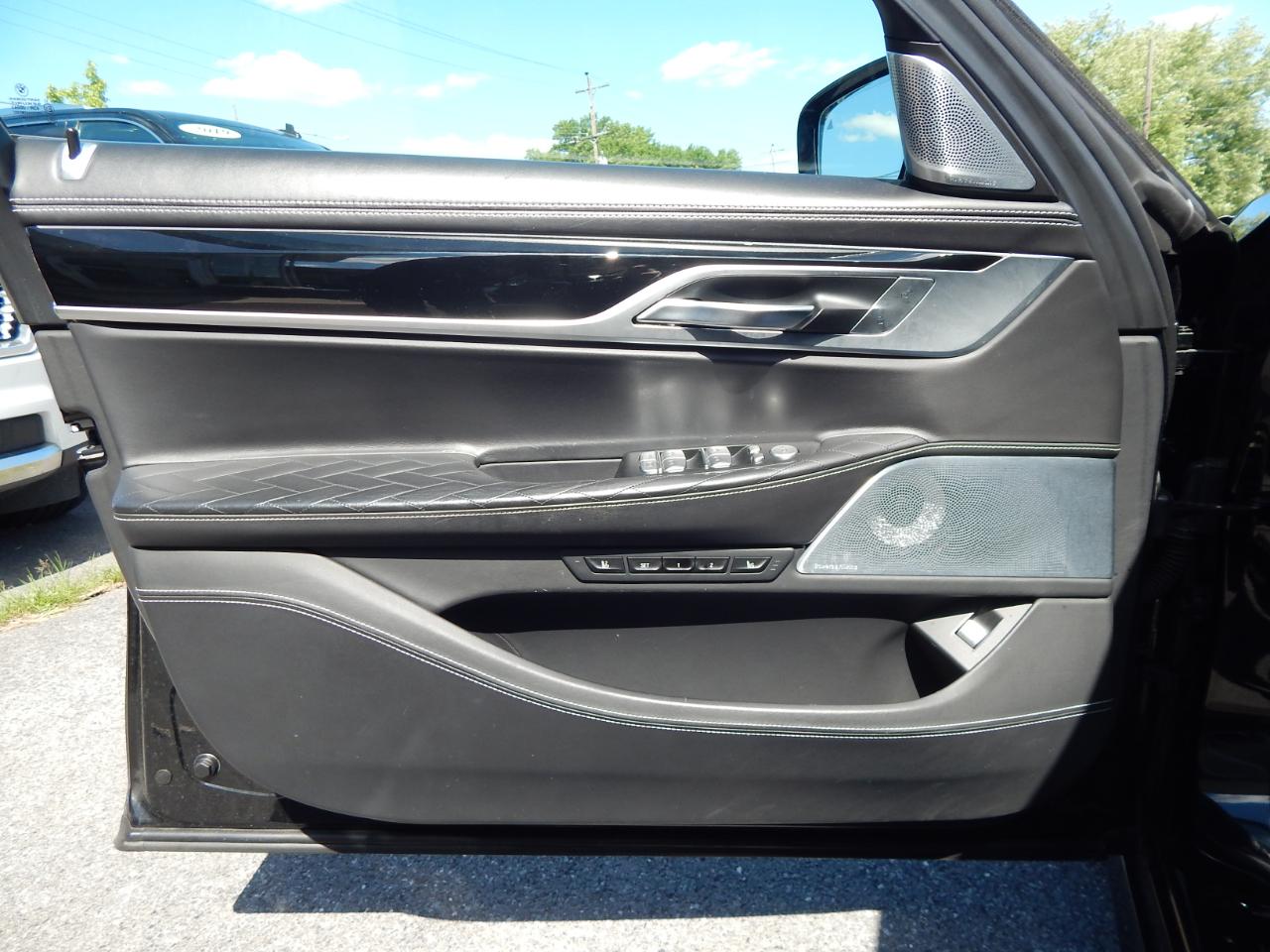 BMW 7 Series ALPINA B7 xDrive Sedan 2020