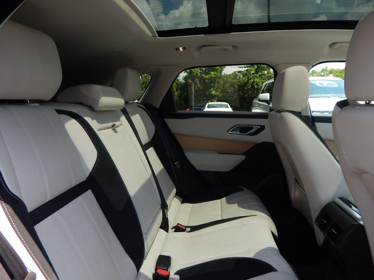 Land Rover Range Rover Velar P250 S 2023