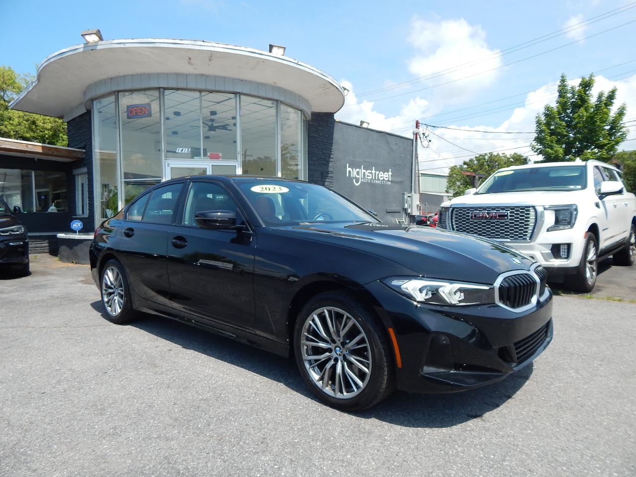 BMW 3 Series 330i xDrive Sedan 2023