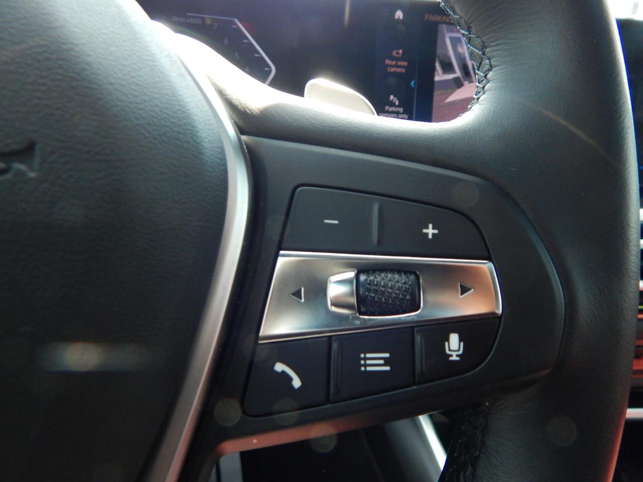 BMW 3 Series 330i xDrive Sedan 2023