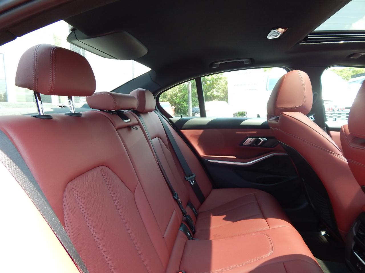 BMW 3 Series 330i xDrive Sedan 2023