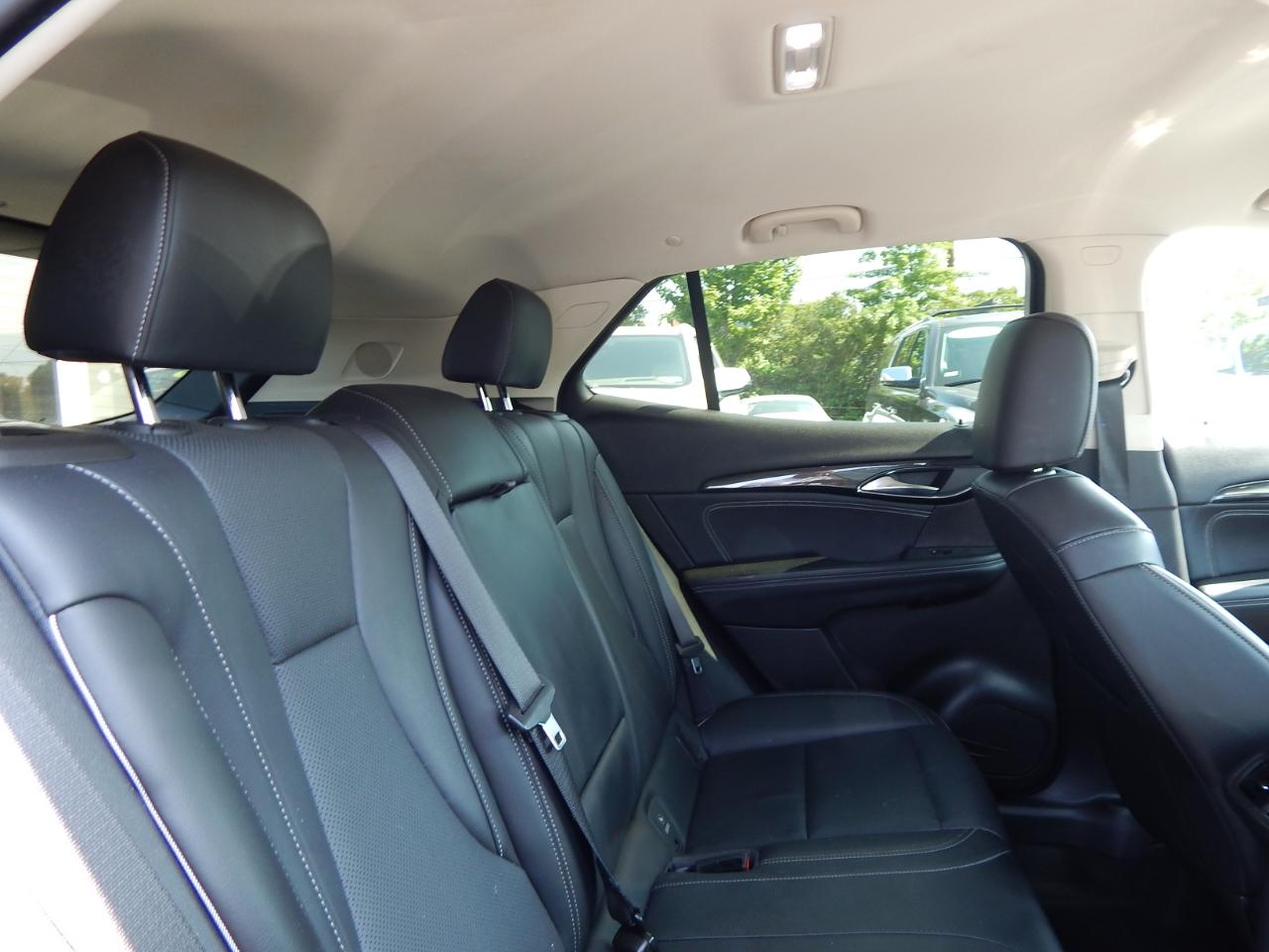 Buick Envision Essence 4D SUV FWD 2023