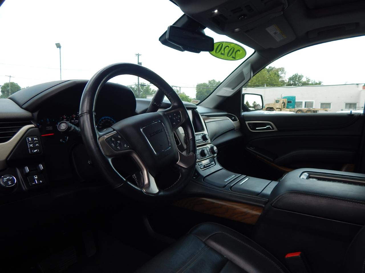 GMC Yukon XL Denali 2020