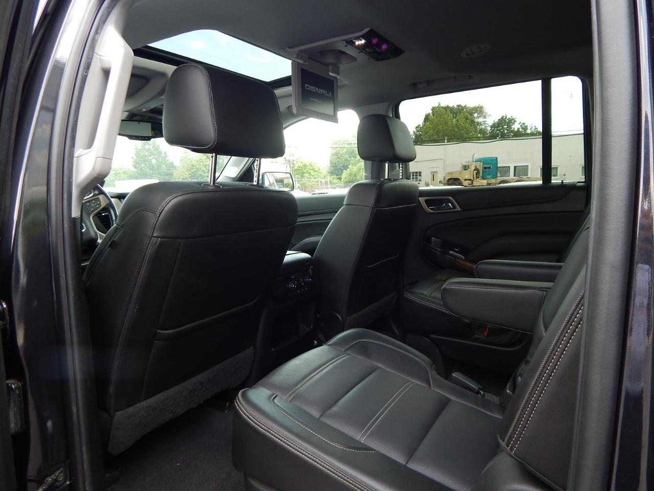 GMC Yukon XL Denali 2020