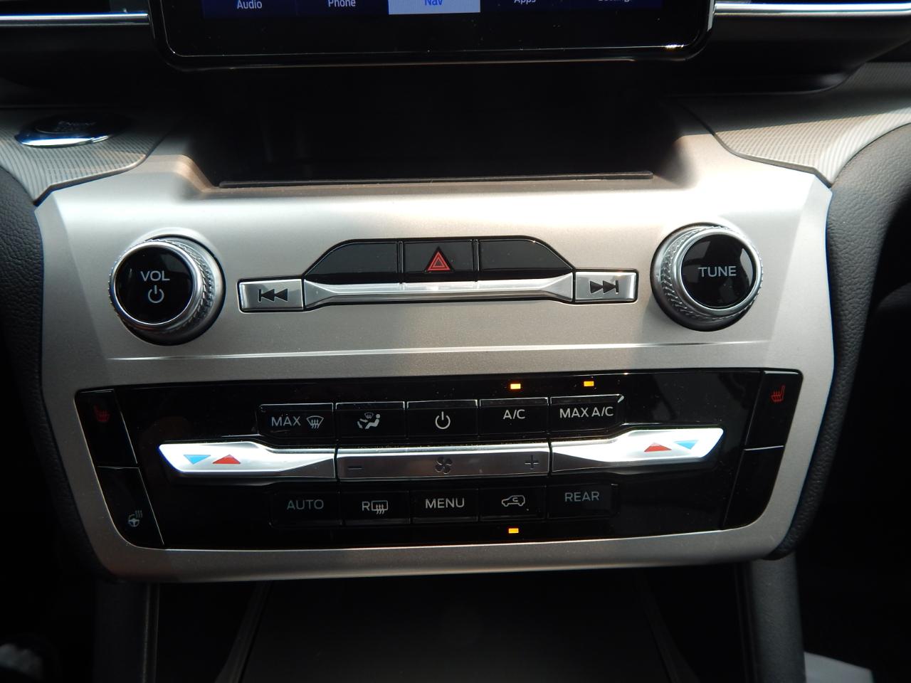 Ford Explorer XLT AWD 2022