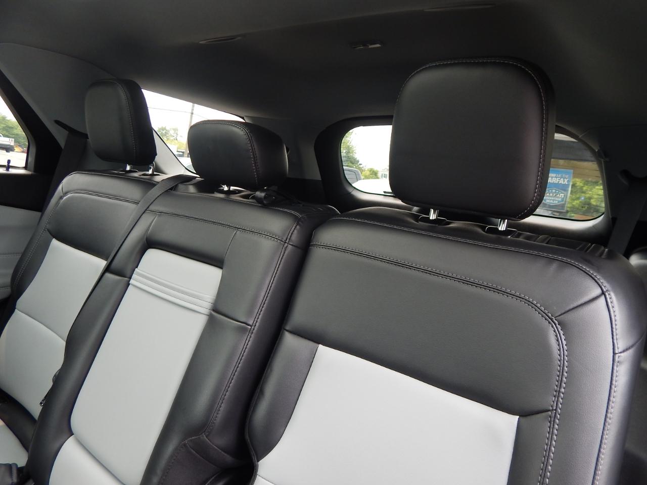 Ford Explorer XLT AWD 2022
