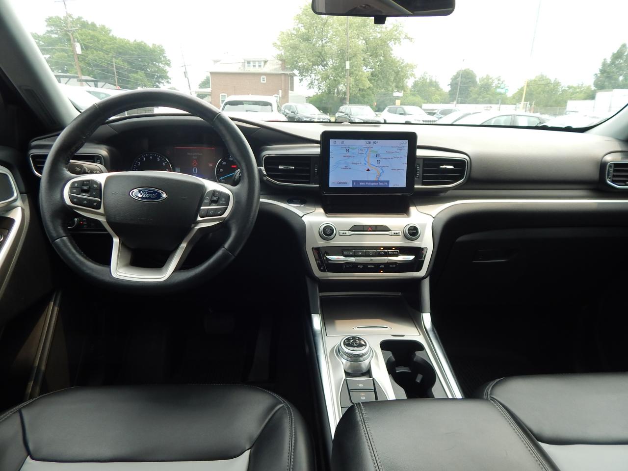 Ford Explorer XLT AWD 2022