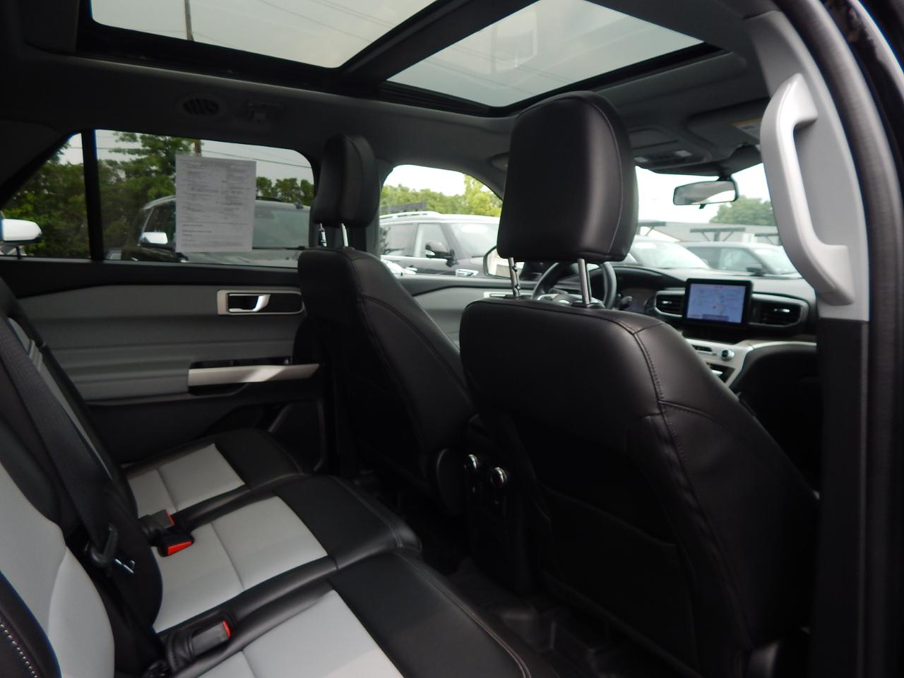 Ford Explorer XLT AWD 2022
