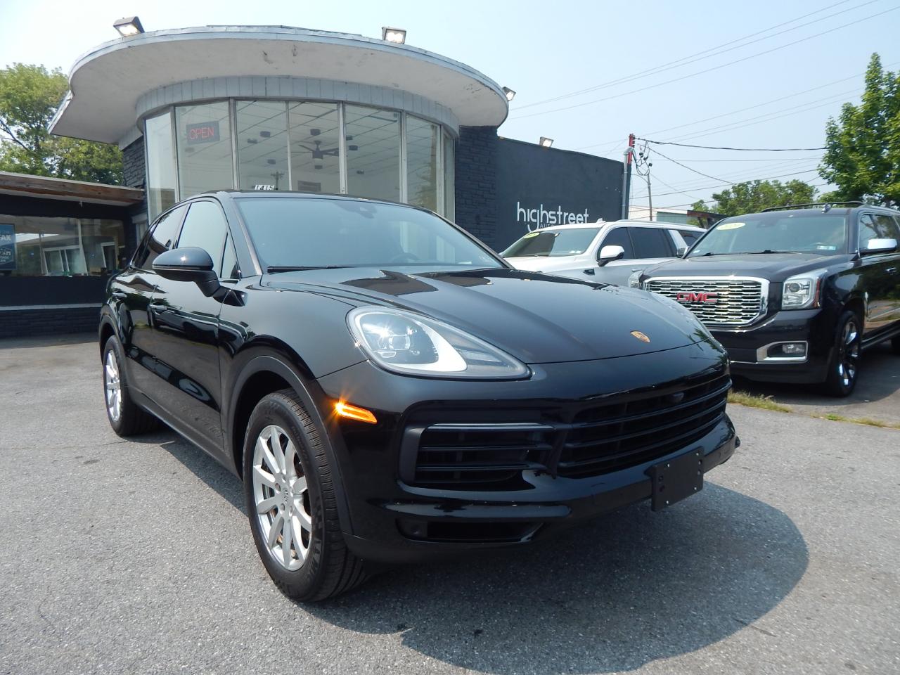 Porsche Cayenne Platinum Edition AWD 2022