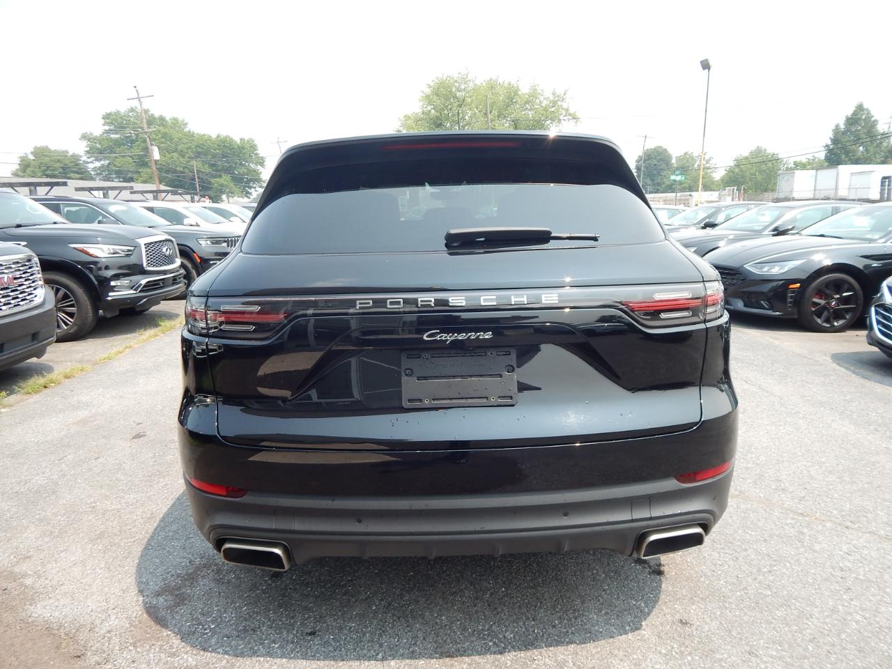 Porsche Cayenne Platinum Edition AWD 2022