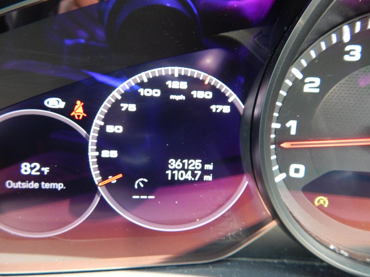 Porsche Cayenne Platinum Edition AWD 2022
