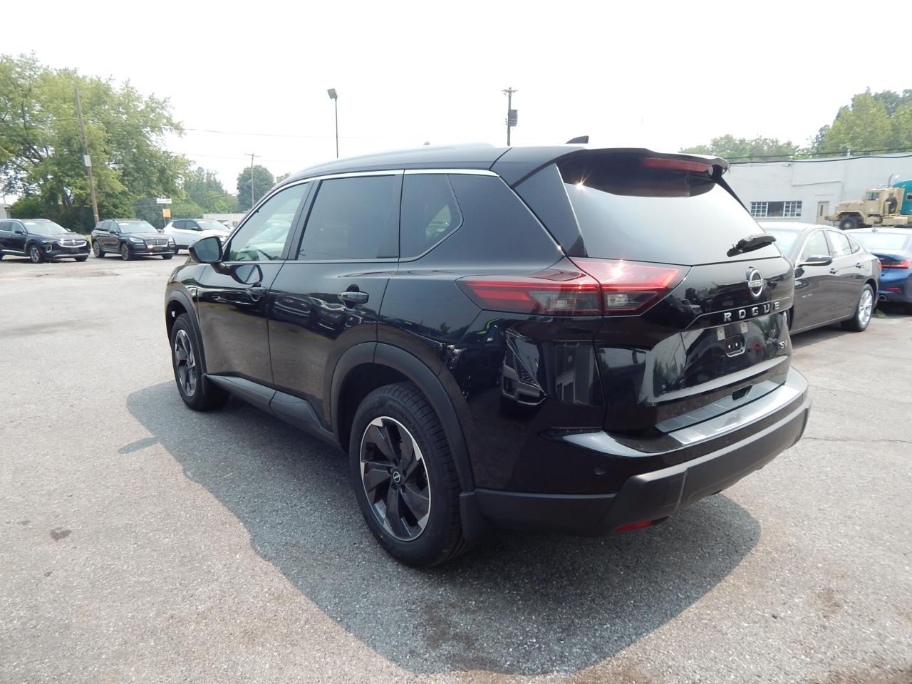 Nissan Rogue SV 2024