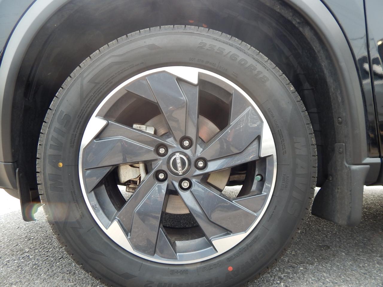 Nissan Rogue SV 2024