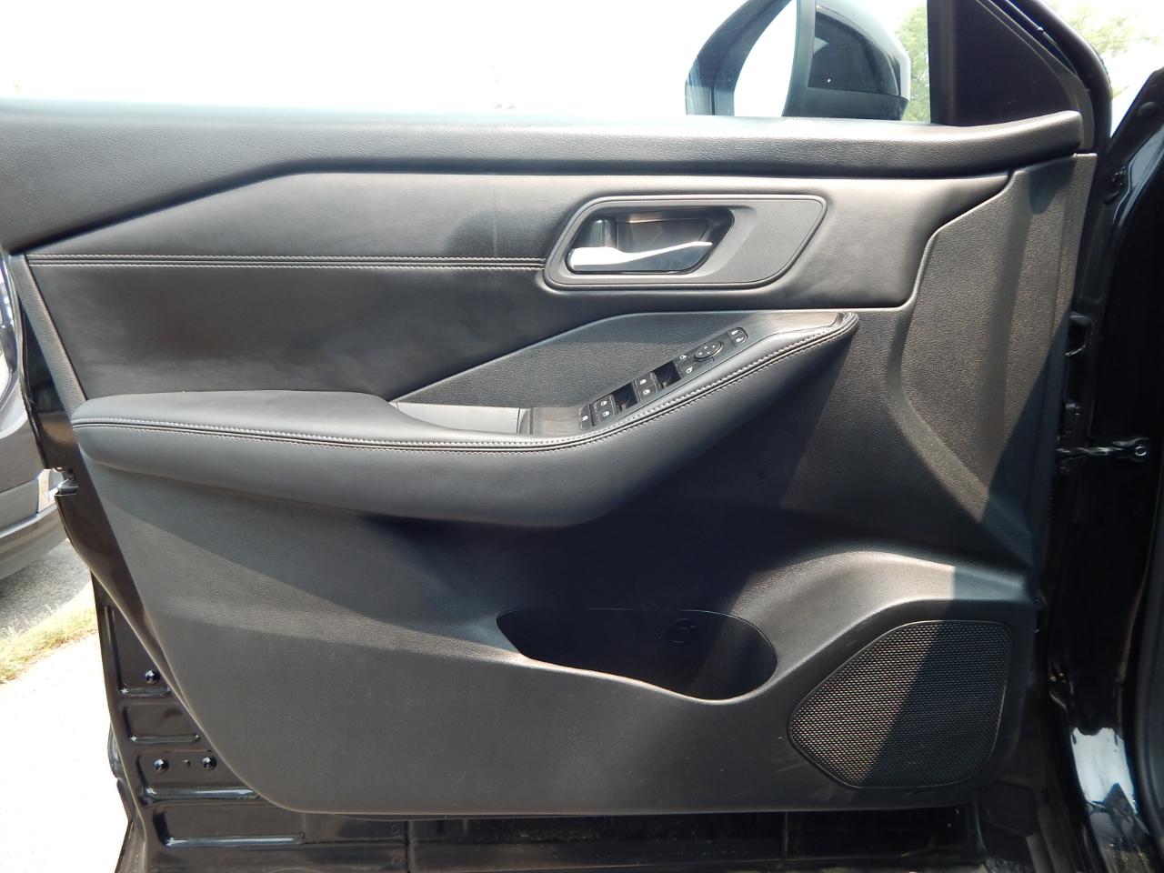Nissan Rogue SV 2024