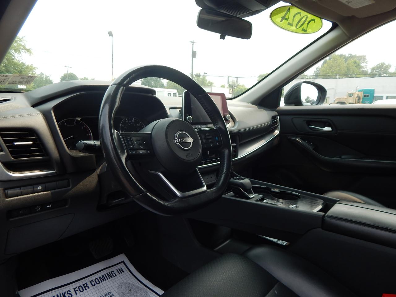 Nissan Rogue SV 2024