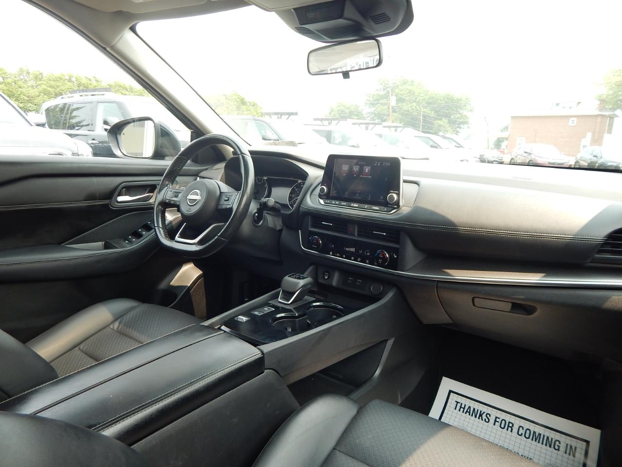 Nissan Rogue SV 2024