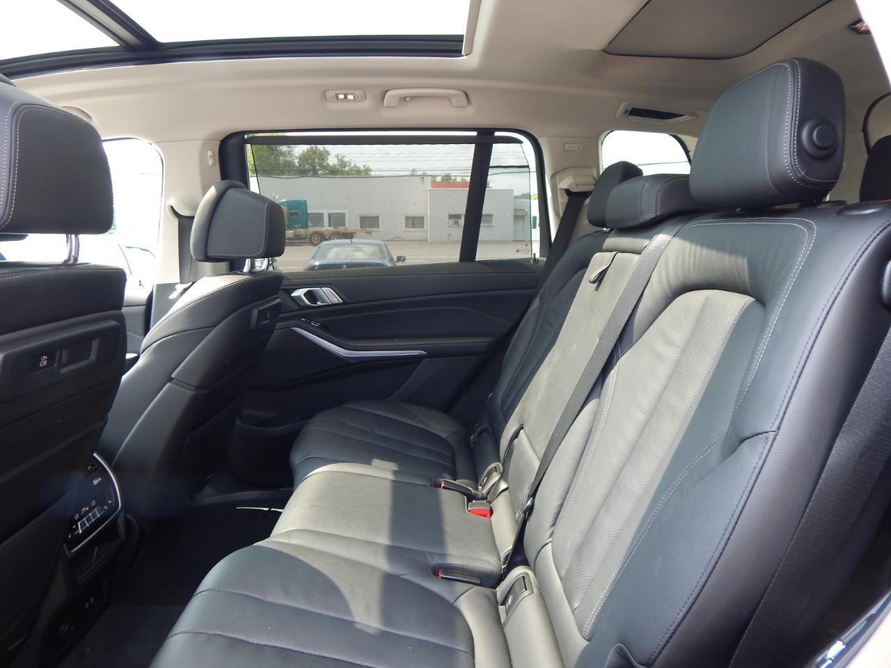 BMW X7 XDrive40i 4D SUV 2022