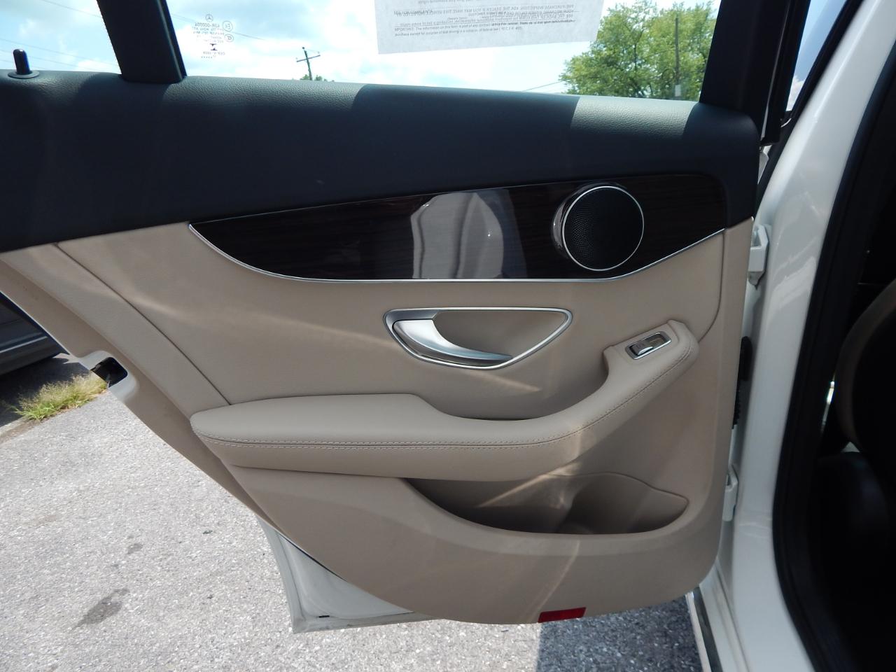 Mercedes-Benz C-Class 4dr Sdn C300 4MATIC 2018