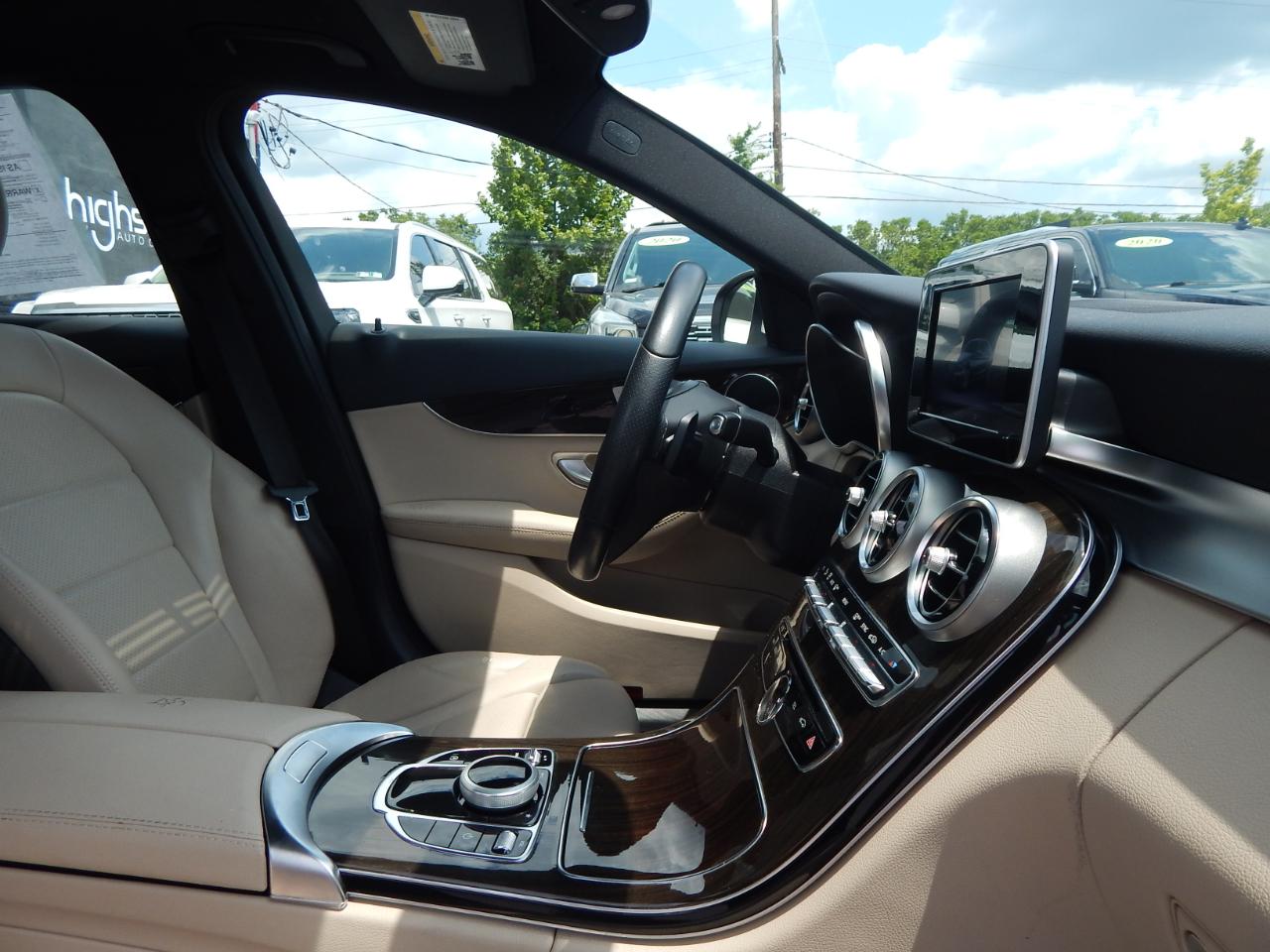 Mercedes-Benz C-Class 4dr Sdn C300 4MATIC 2018