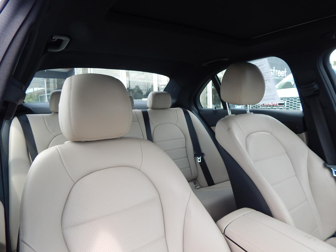 Mercedes-Benz C-Class 4dr Sdn C300 4MATIC 2018