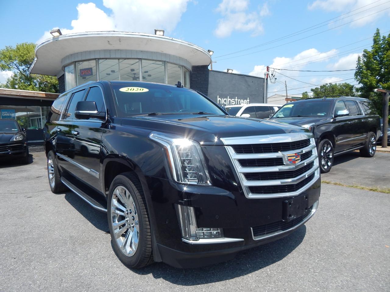 Cadillac Escalade ESV 4WD 4dr Standard 2020