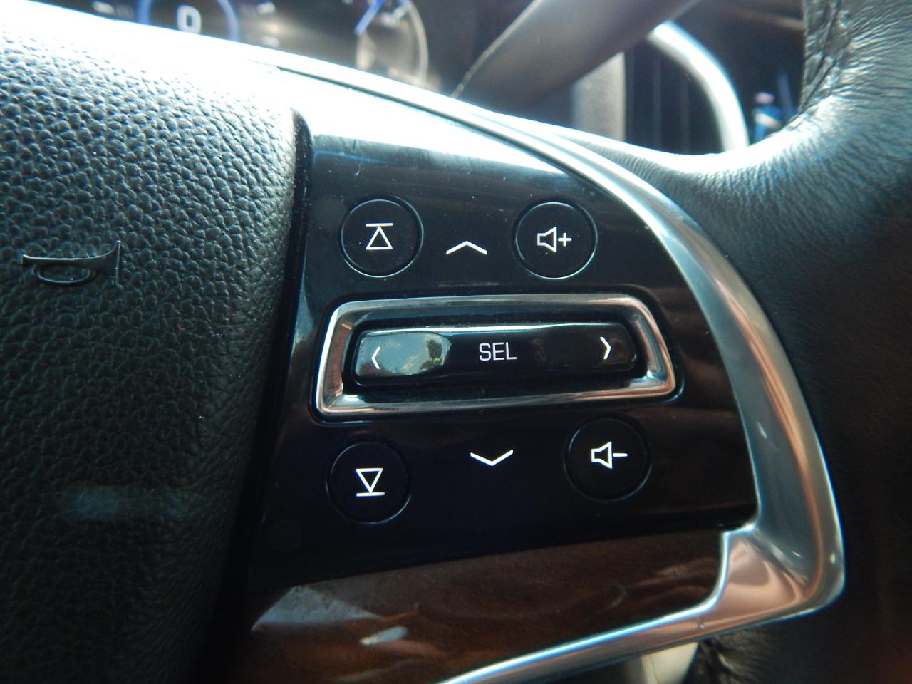 Cadillac Escalade ESV 4WD 4dr Standard 2020