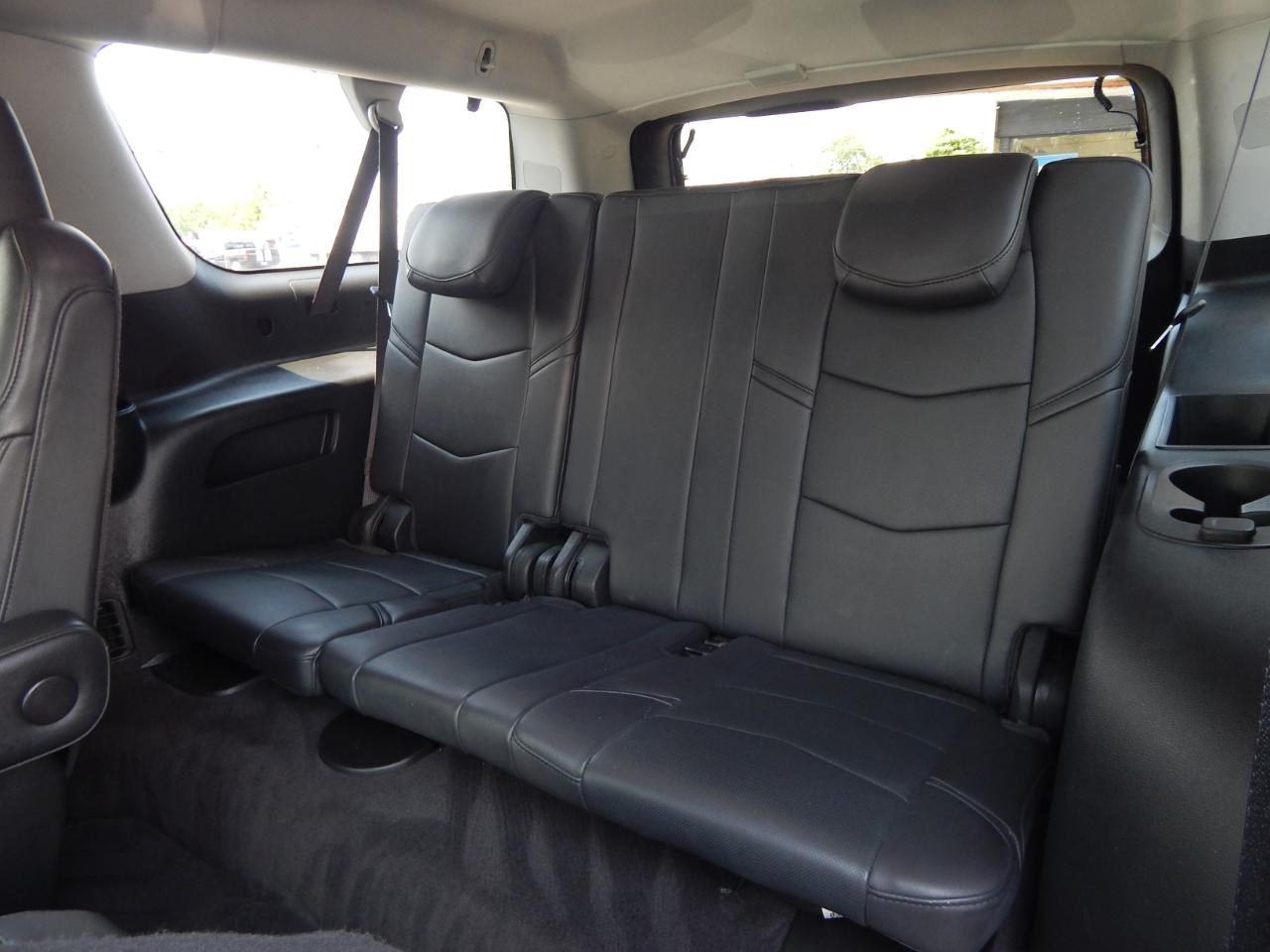 Cadillac Escalade ESV 4WD 4dr Standard 2020
