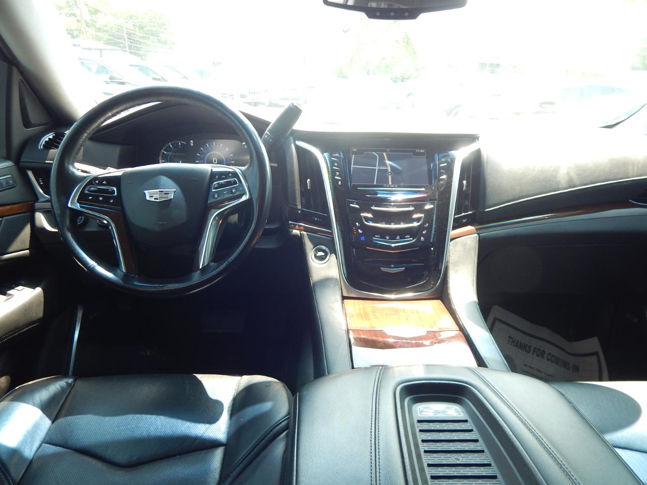 Cadillac Escalade ESV 4WD 4dr Standard 2020