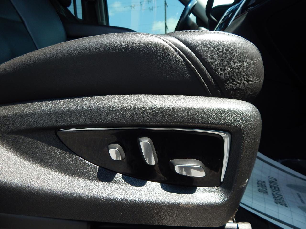 Cadillac Escalade ESV 4WD 4dr Standard 2020